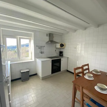 A Casa De Paco. O Barqueiro. Apartment Porto do Barqueiro
