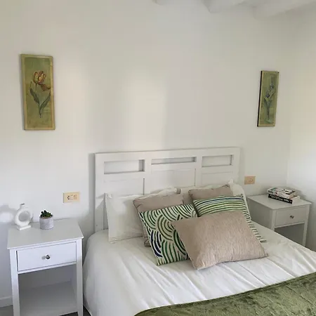 A Casa De Paco. O Barqueiro.