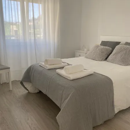 A Casa De Paco. O Barqueiro. Apartment