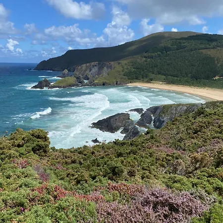A Casa De Paco. O Barqueiro. Porto do Barqueiro